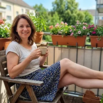 Entspannt auf dem Balkon